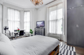 Modern Apartment in Central London